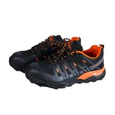 Pinnacle Solobon Sports Safety Shoe - STC