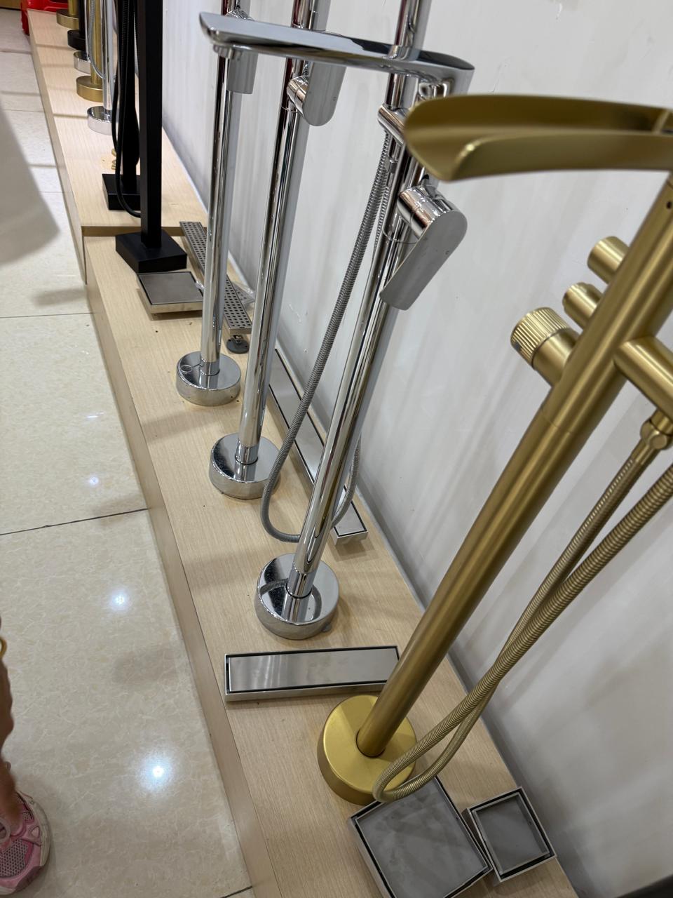 Freestanding Bath Mixer Faucet Tap